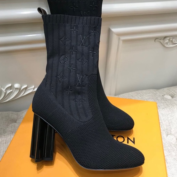 Louis Vuitton Shoes | Louis Vuitton Silhouette Ankle Boot | Color: Black | Size: 8 | Pm-56862058's Closet